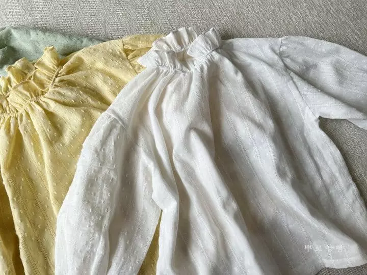 Pourenfant - Korean Children Fashion - #stylishchildhood - Rora Frill Blouse - 3