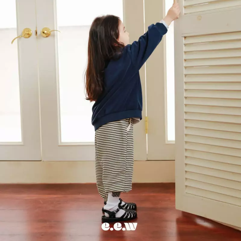 Wednesday - Korean Children Fashion - #designkidswear - Collar Sweatshirt - 7