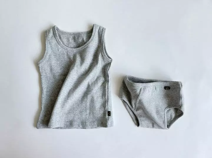 Yerooyena - Korean Children Fashion - #designkidswear - JR Unique Sleeveless - 11
