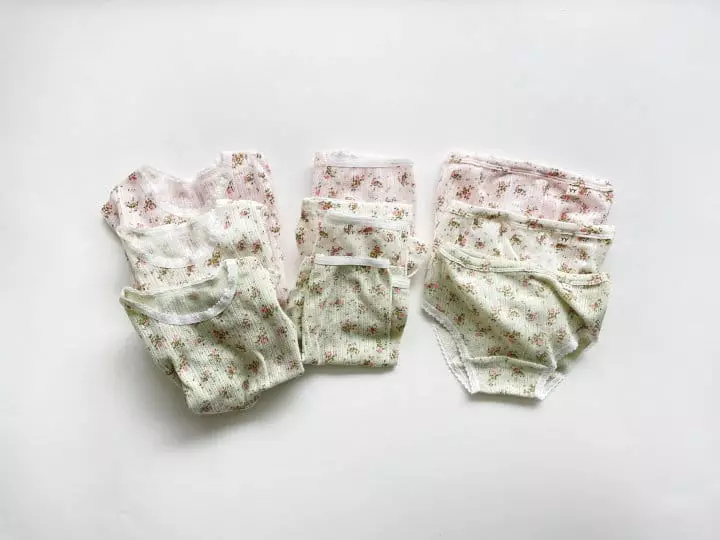 Yerooyena - Korean Children Fashion - #stylishchildhood - Gold Flower Girl Underpants - 12