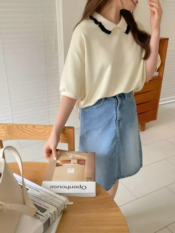 Another Plan - Korean Women Fashion - #pursuepretty - Color Loggo Short Sleeves Sweatshirt - 3