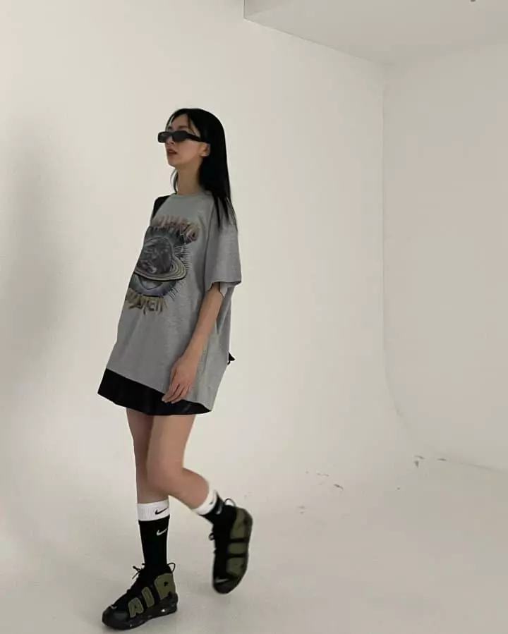 Atpz - Korean Women Fashion - #momslook - Univers Tee - 3