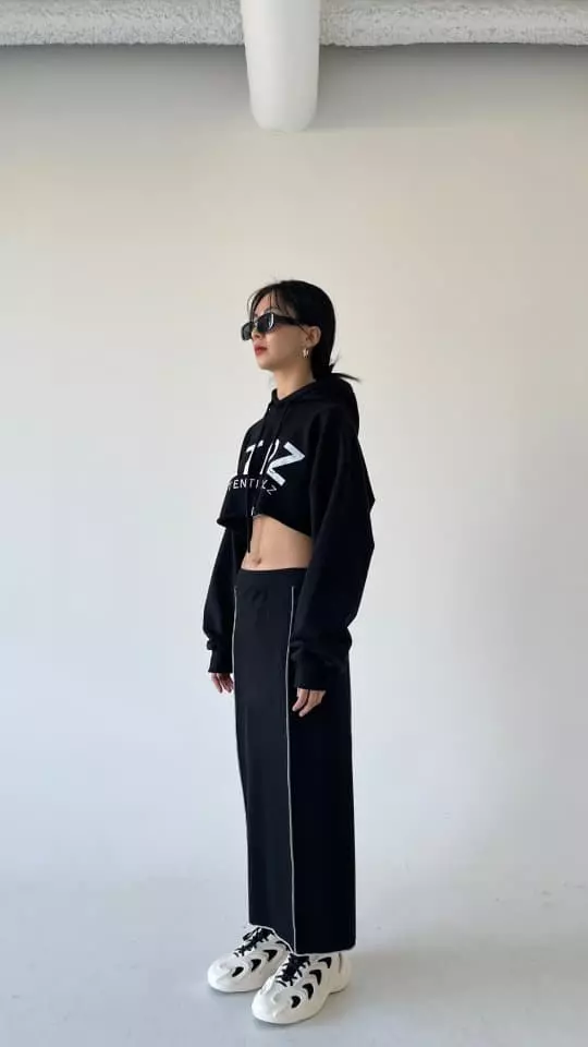 Atpz - Korean Women Fashion - #womensfashion - Crop Hoody