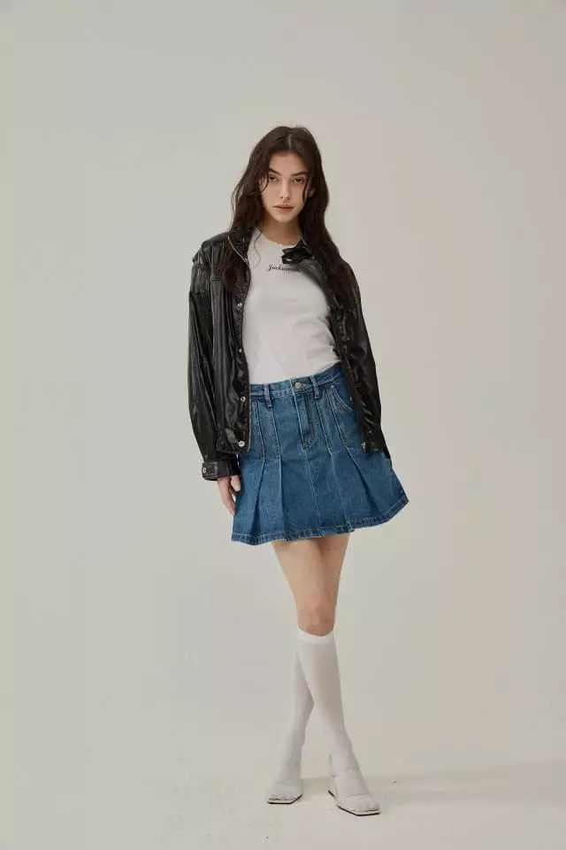 Charlotte - Korean Women Fashion - #womensfashion - Lace Short Sleeves Tee - 8