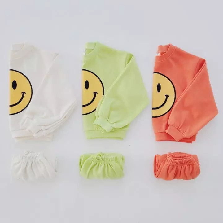 Daily Daily - Korean Children Fashion - #childofig - Big Happy Top Bottom Set - 6