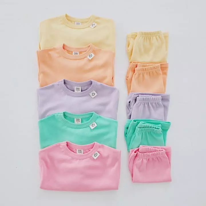 Daily Daily - Korean Children Fashion - #toddlerclothing - Smile Label Top Bottom Set - 9