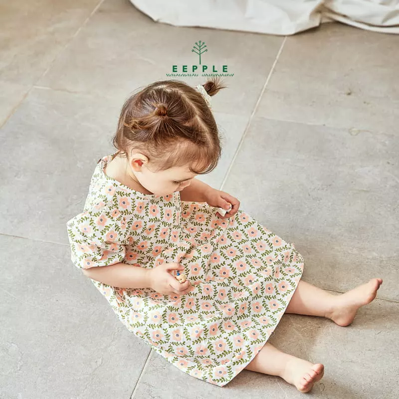 Eepple - Korean Children Fashion - #magicofchildhood - Floral Puff One-piece - 10