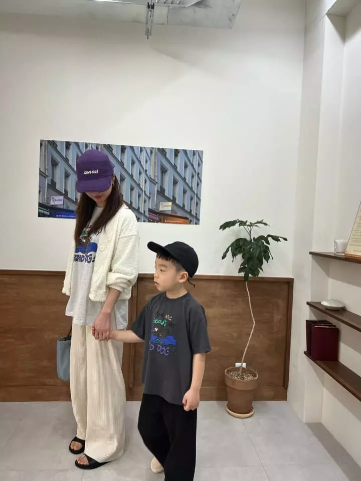 Fine Studio - Korean Children Fashion - #designkidswear - Dog Tee with mom - 10