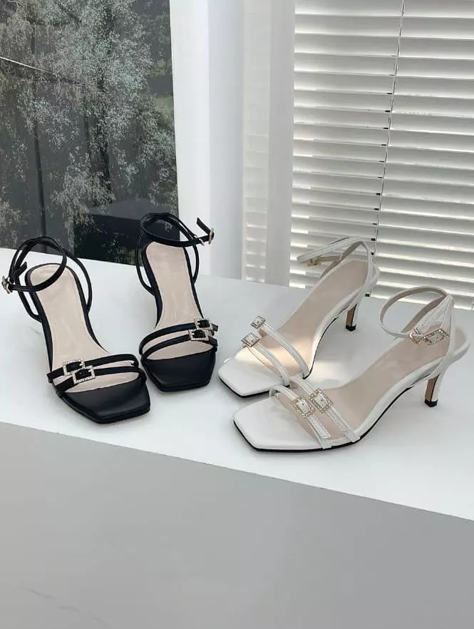 Golden Shoe - Korean Women Fashion - #momslook - bu1083 Sandals