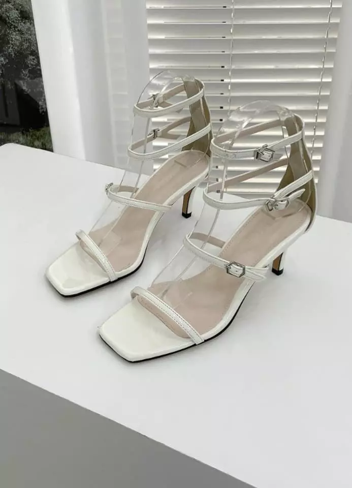 Golden Shoe - Korean Women Fashion - #thelittlethings - bu1084 Sandals - 2