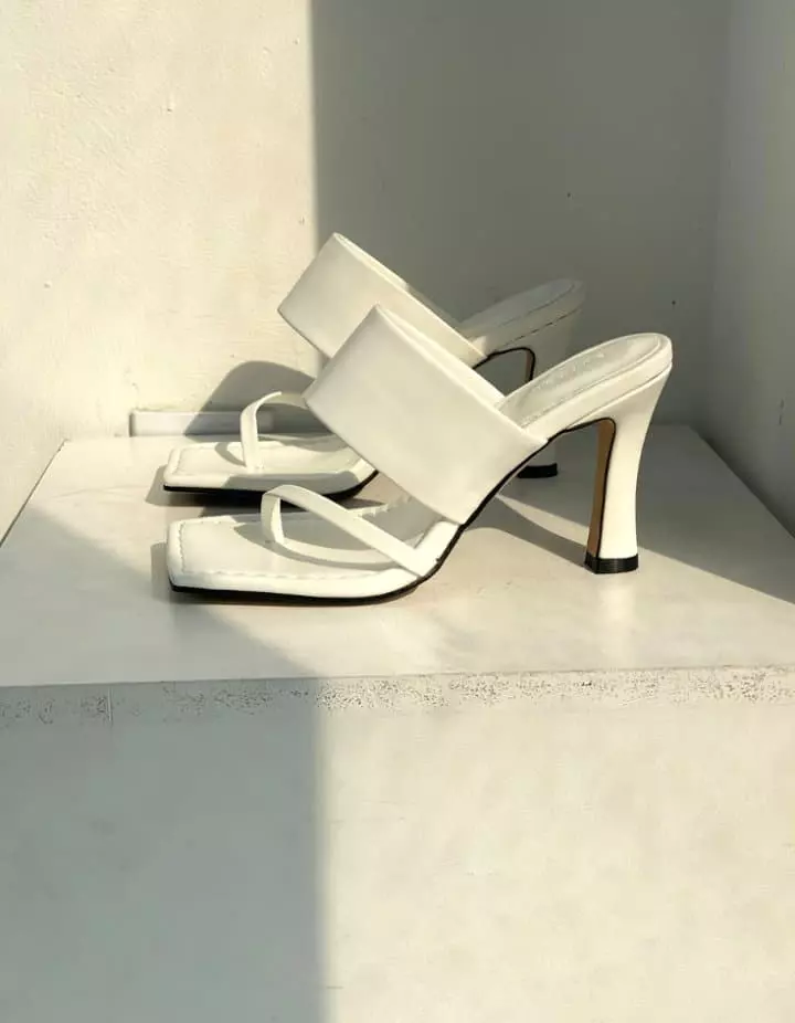 Golden Shoe - Korean Women Fashion - #vintageinspired - bu1004 Sandals - 3