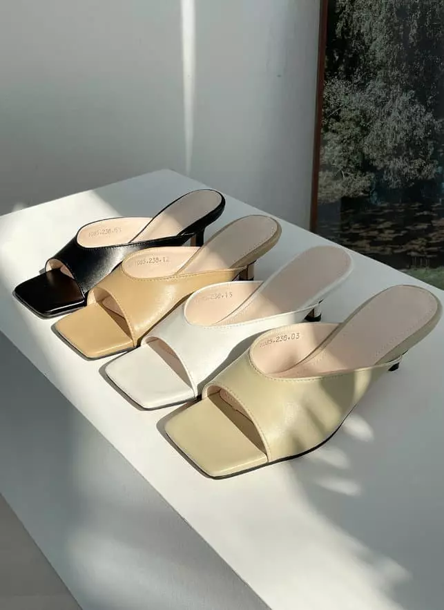 Golden Shoe - Korean Women Fashion - #womensfashion - bu1085 Slippers