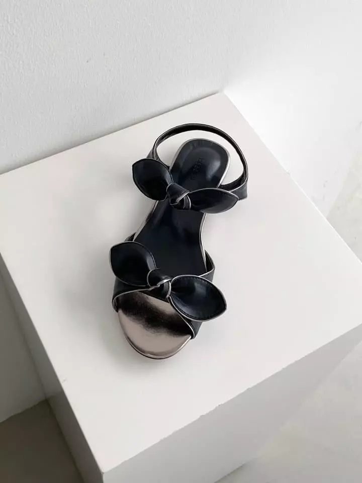 Golden Shoe - Korean Women Fashion - #womensfashion - hb2019 Sandals - 7