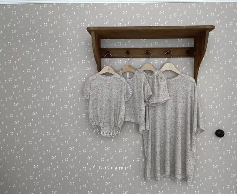 La Camel - Korean Women Fashion - #momslook - Joy Long Tee Mom - 3