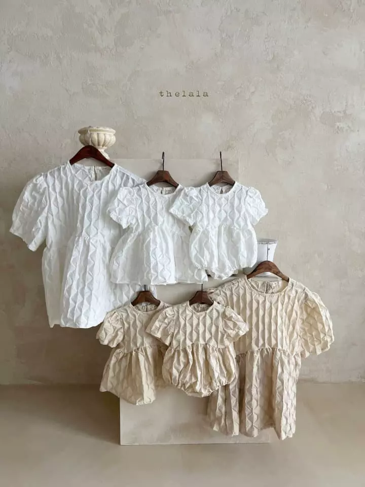 Lala - Korean Women Fashion - #womensfashion - Fishbone Blouse Mom - 2