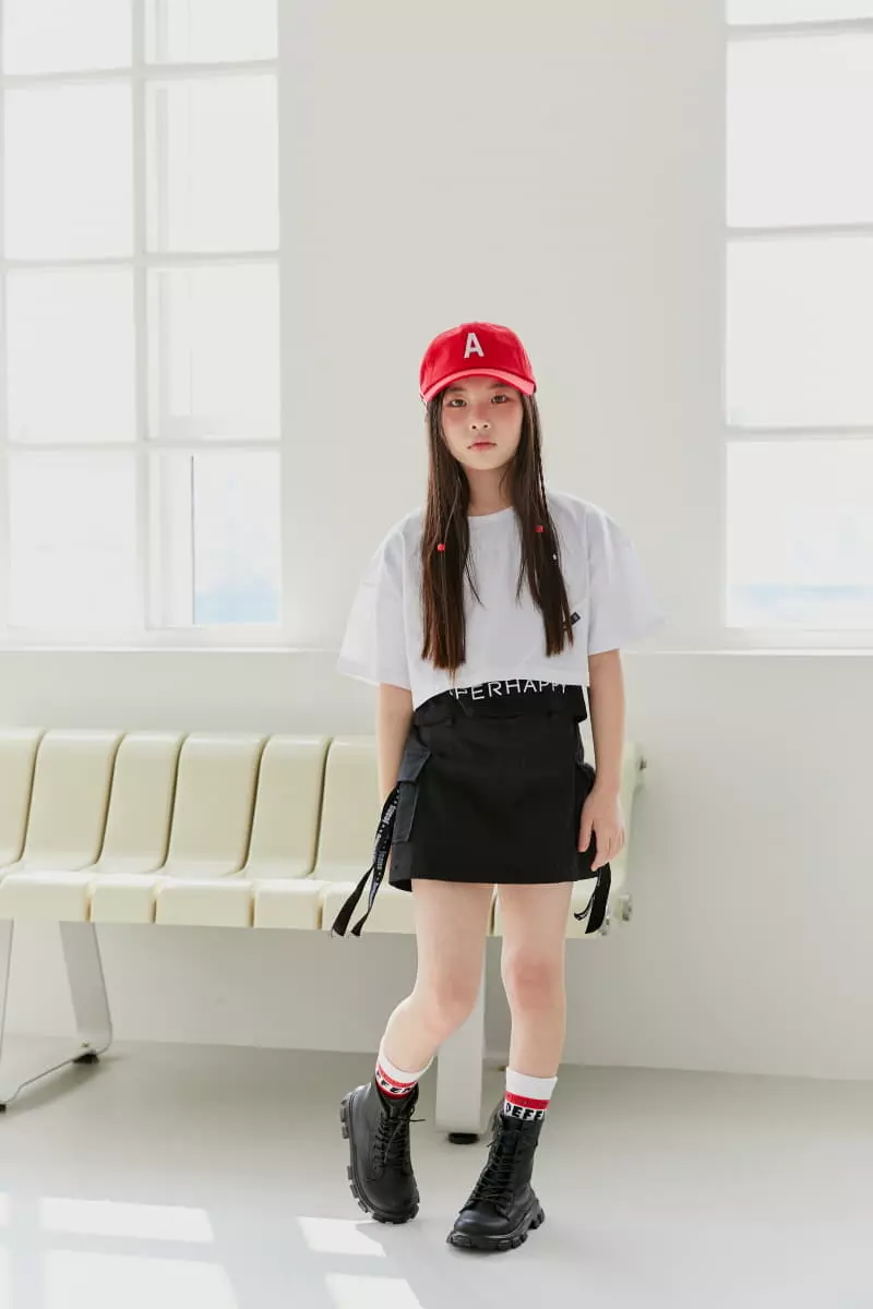 Lilas - Korean Children Fashion - #childofig - Crop Hollu Tee - 11