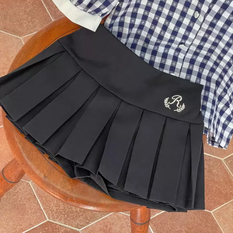 Momo Ann - Korean Children Fashion - #fashionkids - Black Wrinkle Skirt Pants - 5