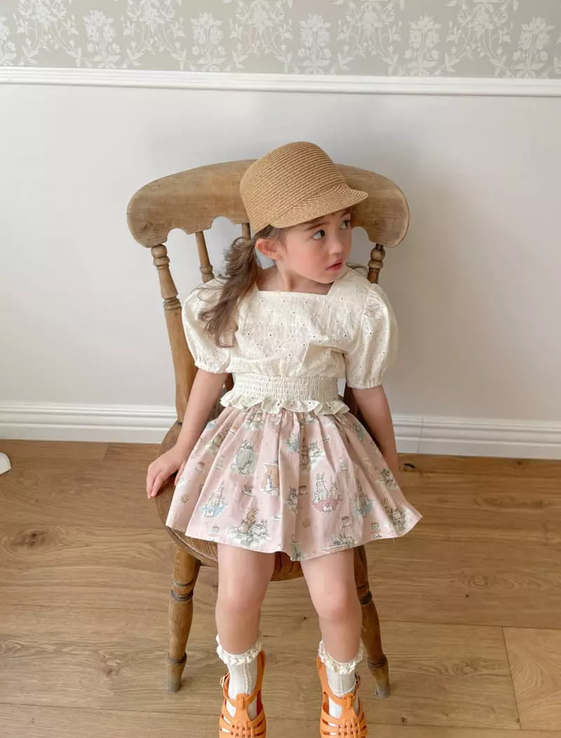 Momo Ann - Korean Children Fashion - #kidsshorts - Smocked Blouse