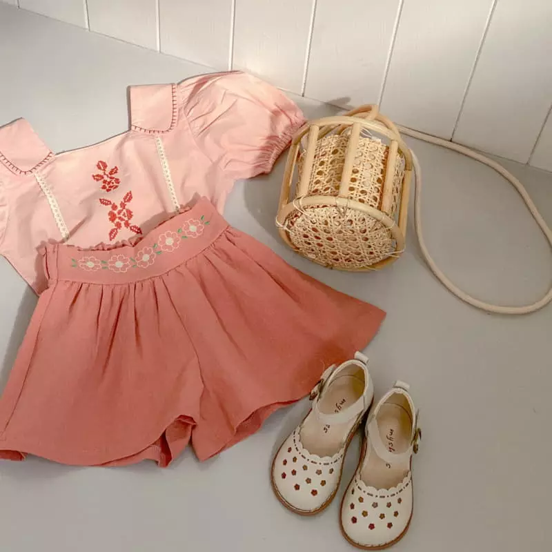 Momo Ann - Korean Children Fashion - #kidzfashiontrend - Clover Skirt Pants - 5