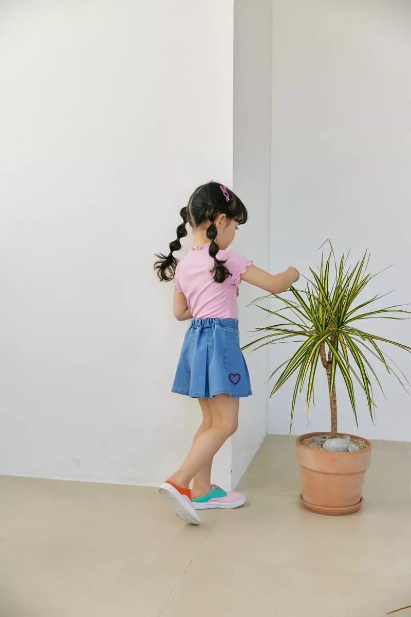 Orange Mom - Korean Children Fashion - #fashionkids - Heart Wrinkle Skirt Pants - 2