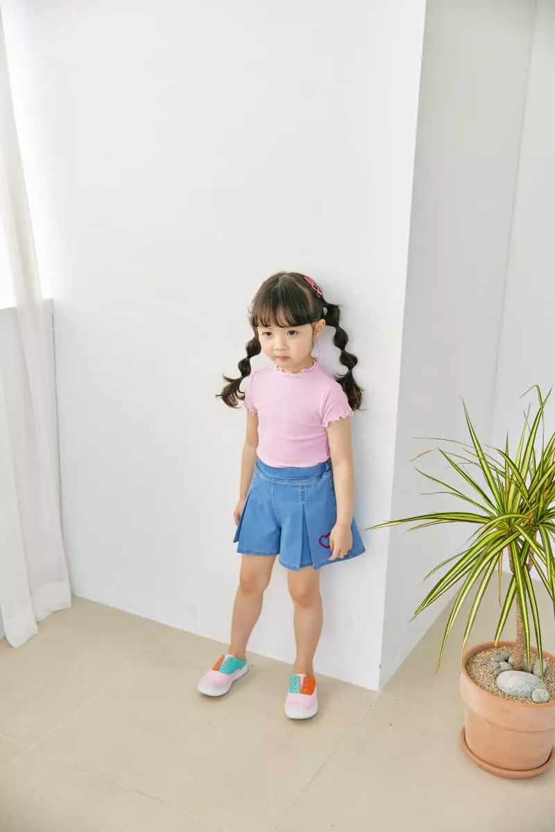 Orange Mom - Korean Children Fashion - #kidzfashiontrend - Heart Wrinkle Skirt Pants - 5