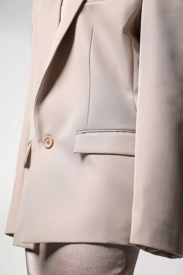 Paper Moon - Korean Women Fashion - #pursuepretty - Square Shoulder Oversized Twill Blazer - 3