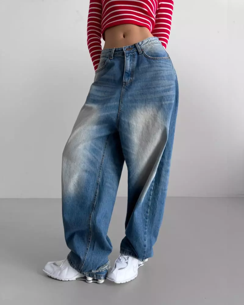 Paper Moon - Korean Women Fashion - #thatsdarling - Vintage Blue Distressed Damage Wash Wide Leg Jeans - 11