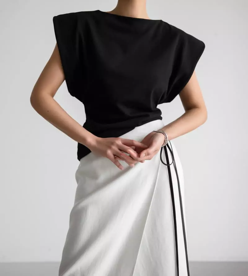 Paper Moon - Korean Women Fashion - #thatsdarling - boatneck squared shoulder sleeveless top - 6