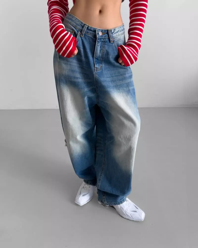 Paper Moon - Korean Women Fashion - #thelittlethings - Vintage Blue Distressed Damage Wash Wide Leg Jeans - 12