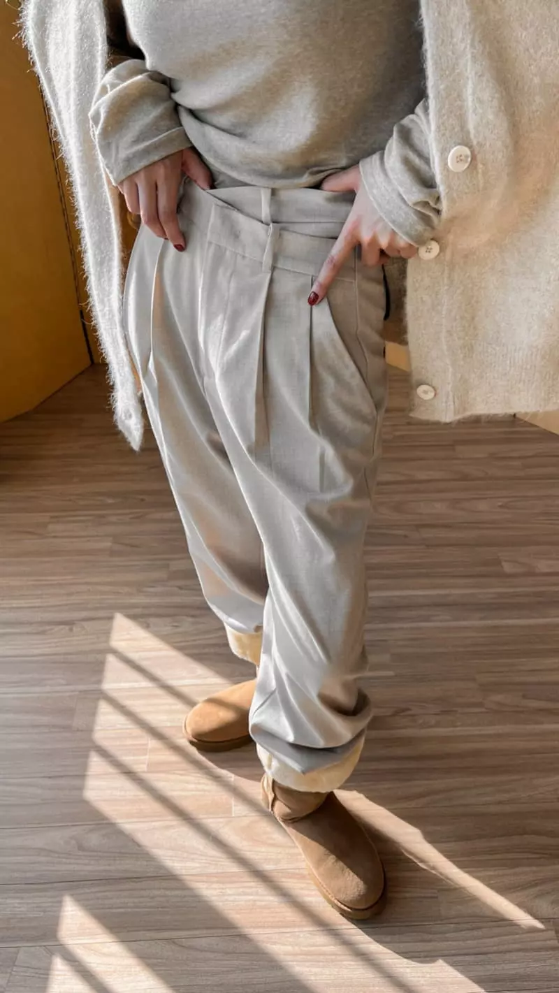 Paper Moon - Korean Women Fashion - #womensfashion - Unbalance Pintuck Pants - 6