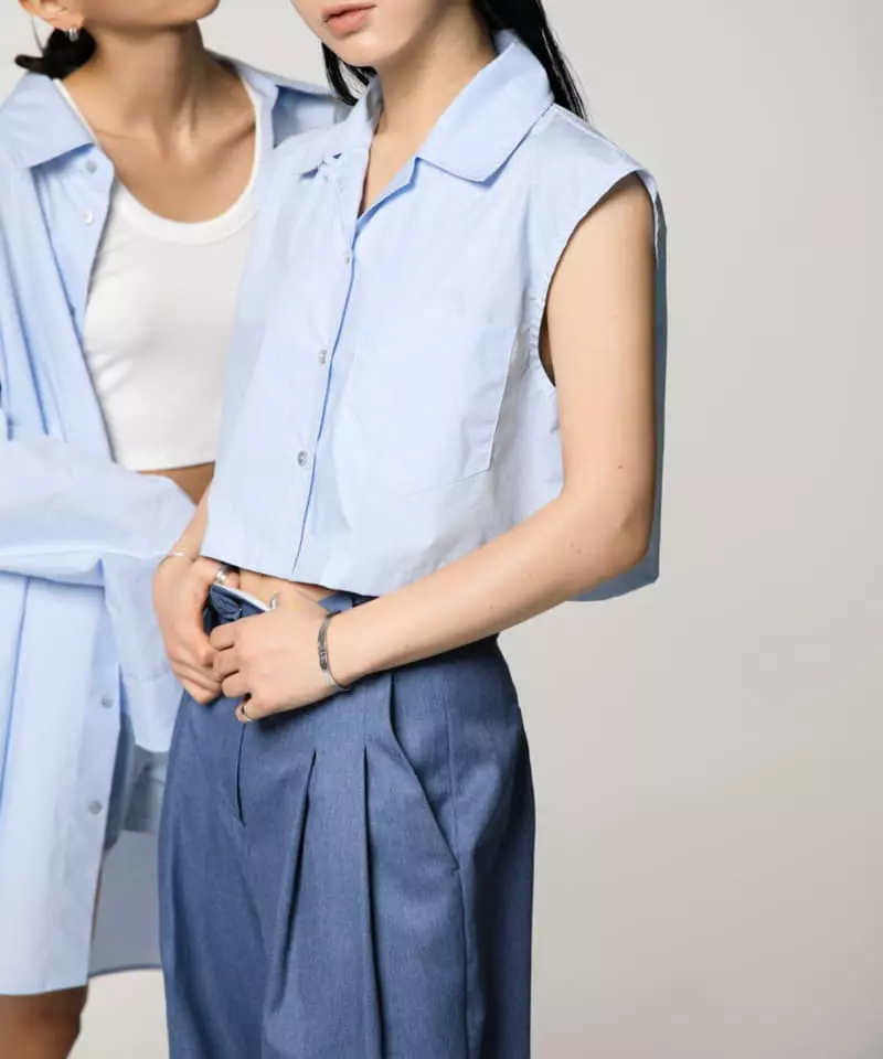 Paper Moon - Korean Women Fashion - #womensfashion - sleeveless cropped button down shirt - 7