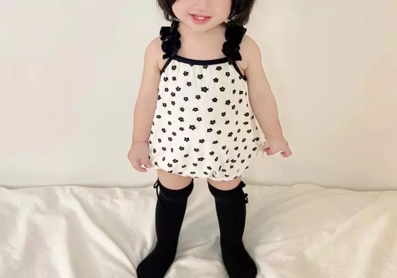 Reve Kid - Korean Baby Fashion - #babyclothing - Flower Sleeveless Bodysuit - 2