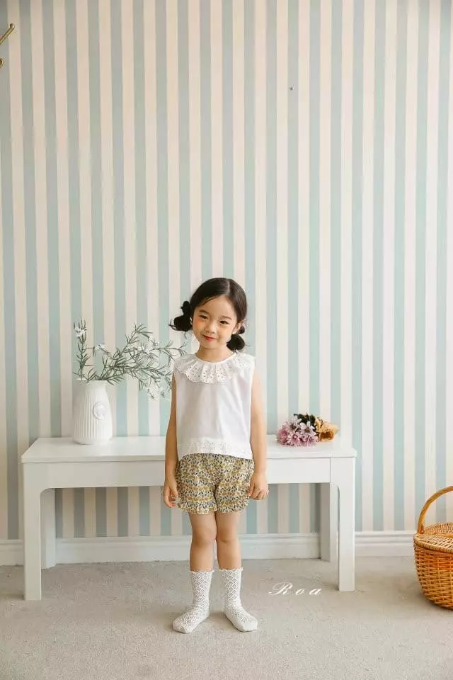 Roa - Korean Children Fashion - #prettylittlegirls - Eyelet Blouse - 10