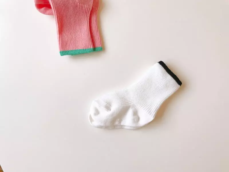 Teamand - Korean Children Fashion - #minifashionista - Raspberry Socks Set with Mom - 2