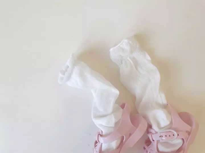 Teamand - Korean Children Fashion - #prettylittlegirls - Mully Loose Socks Set with Mom