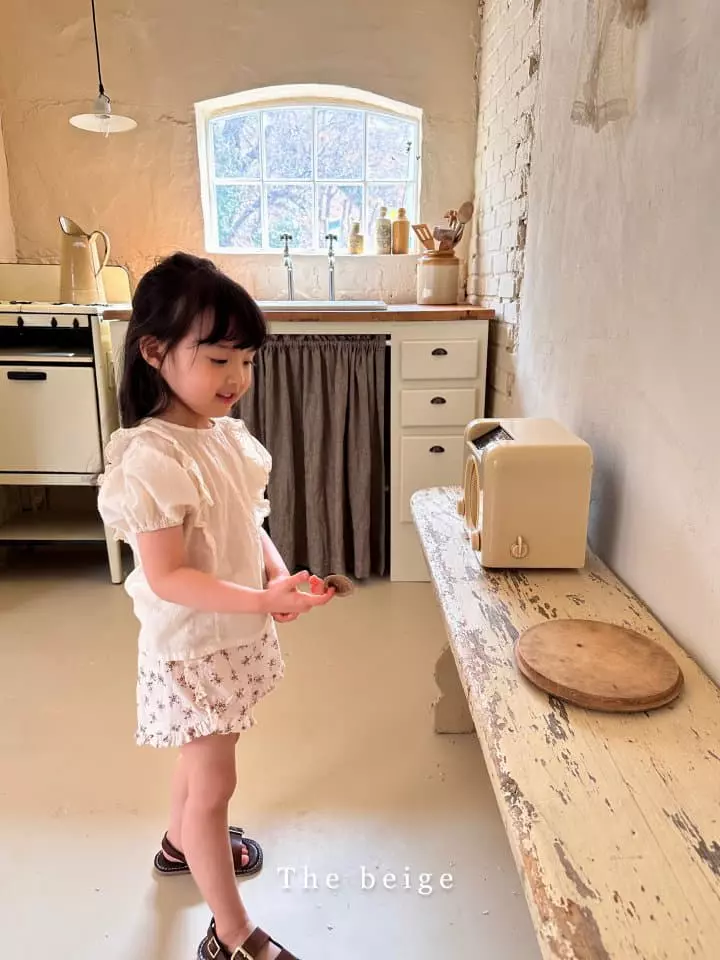 The Beige - Korean Children Fashion - #designkidswear - Wing Frill Blouse - 8
