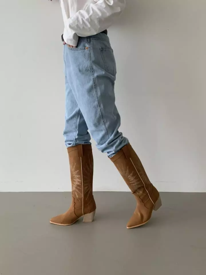 The Muse - Korean Women Fashion - #momslook - 1046 High Embroidery Western Long Boots - 5