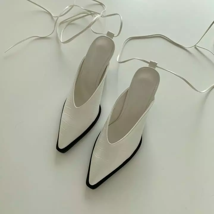 The Muse - Korean Women Fashion - #womensfashion - 1023 V Line Mule - 11