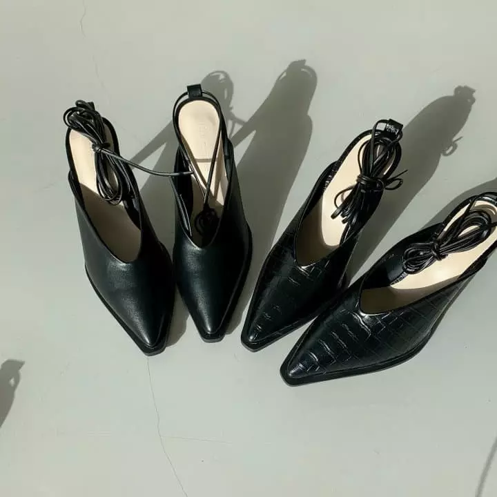 The Muse - Korean Women Fashion - #womensfashion - 1023 V Line Mule - 7