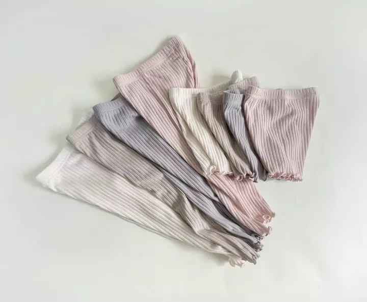 Yerooyena - Korean Children Fashion - #designkidswear - Creamy Inta Leggings - 3
