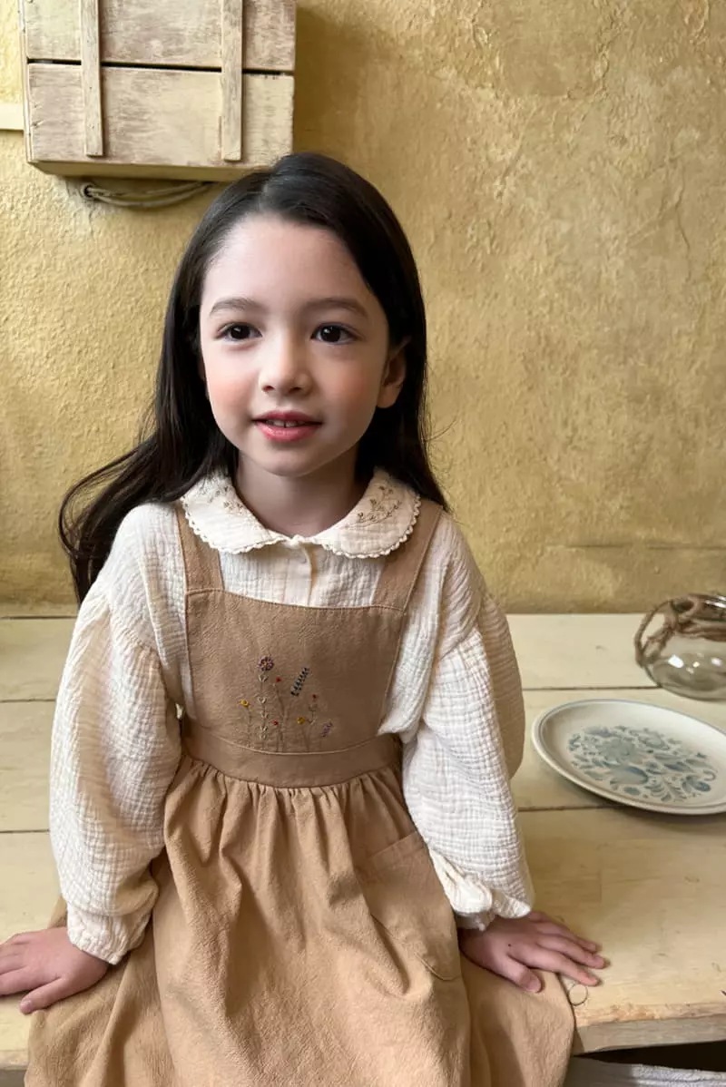a-Market - Korean Children Fashion - #designkidswear - Embrodiery Collar Blouse - 3