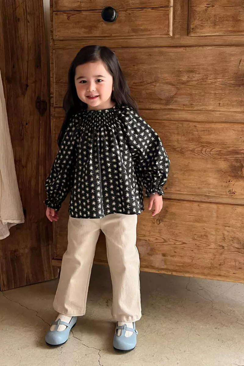 a-Market - Korean Children Fashion - #kidsshorts - Picnic Blouse - 11