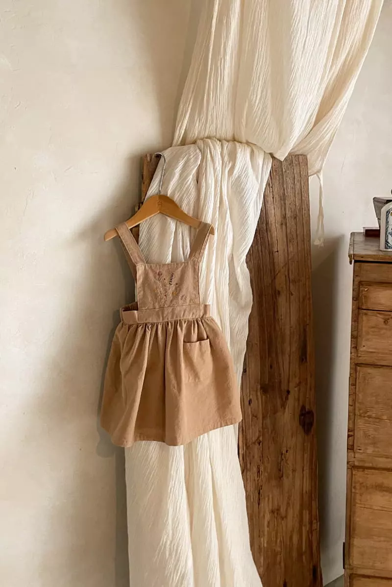 a-Market - Korean Children Fashion - #kidzfashiontrend - Rose Overalls Skirt - 11
