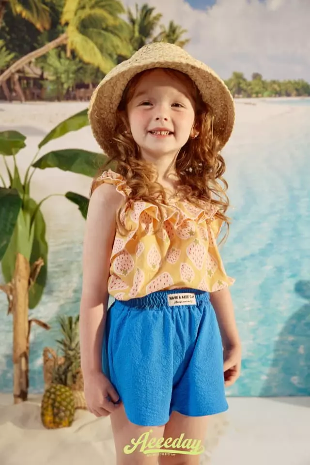 Aeeeday - Korean Children Fashion - #kidsstore - Strawberry Sleeveless - 5