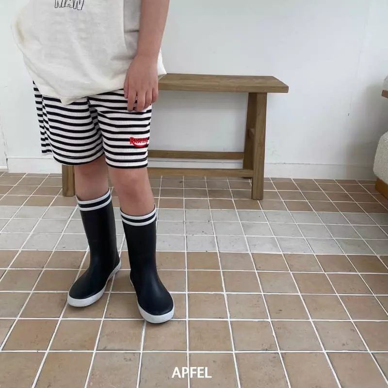 Apfel - Korean Children Fashion - #prettylittlegirls - Stripes Shorts - 7