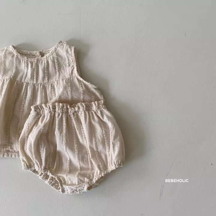 Bebe Holic - Korean Baby Fashion - #babyoninstagram - Haize Top Bottom Set - 12