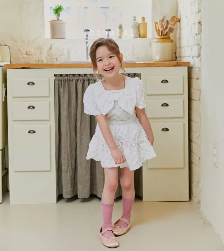 Bonaloi - Korean Children Fashion - #kidsstore - Big Ribbon Blouse - 12