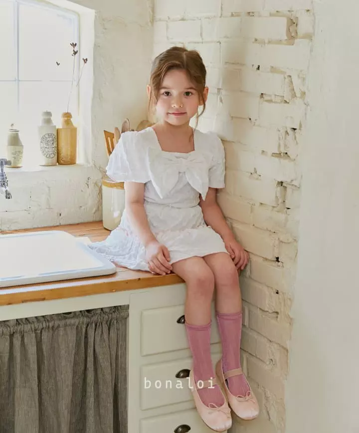 Bonaloi - Korean Children Fashion - #prettylittlegirls - Big Ribbon Blouse - 2