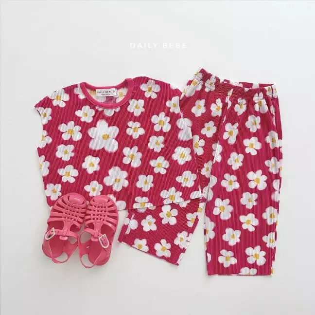 Daily Bebe - Korean Children Fashion - #magicofchildhood - Pattern Pleats Top Bottomn Set - 3