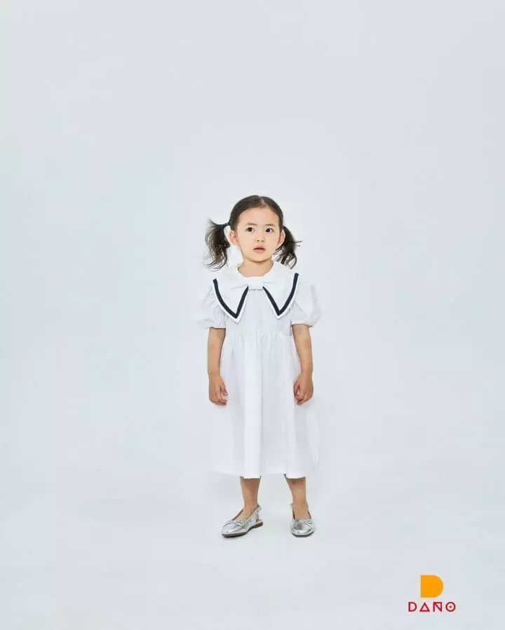 Dano - Korean Children Fashion - #kidsstore - Wave Collar One-piece - 5
